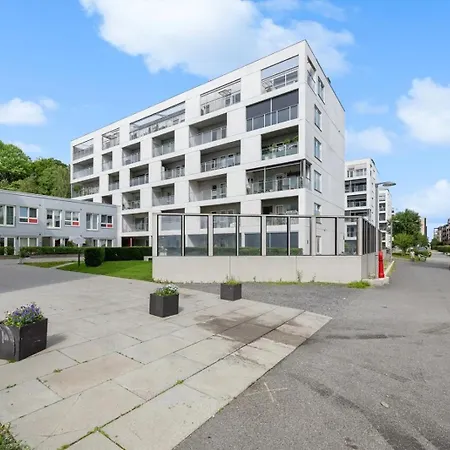 Demims Centre -- Ahus & Sno & Parking * Lorenskog