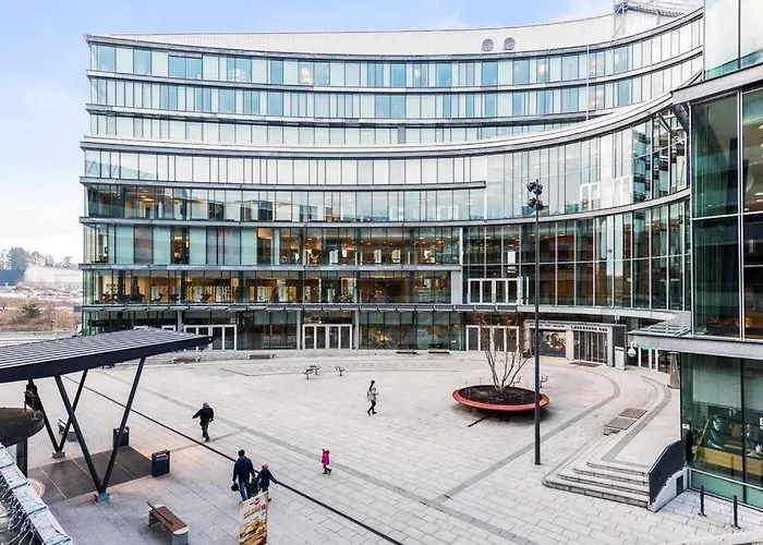 Demims Centre -- Ahus & Sno & Parking * Lorenskog