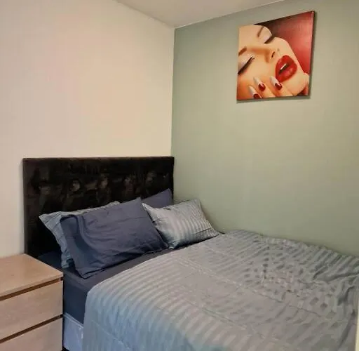 דירה Demims Centre -- Ahus & Sno & Parking *