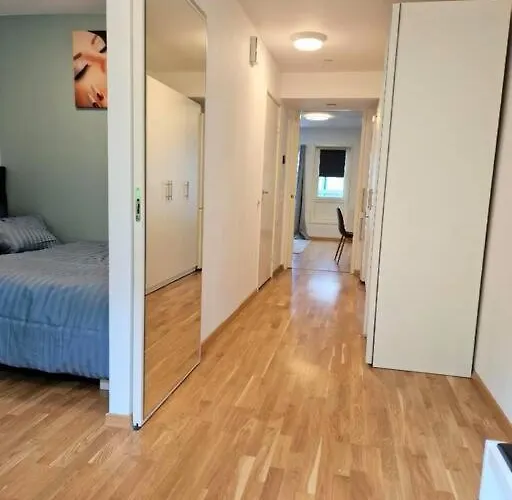 דירה Demims Centre -- Ahus & Sno & Parking *